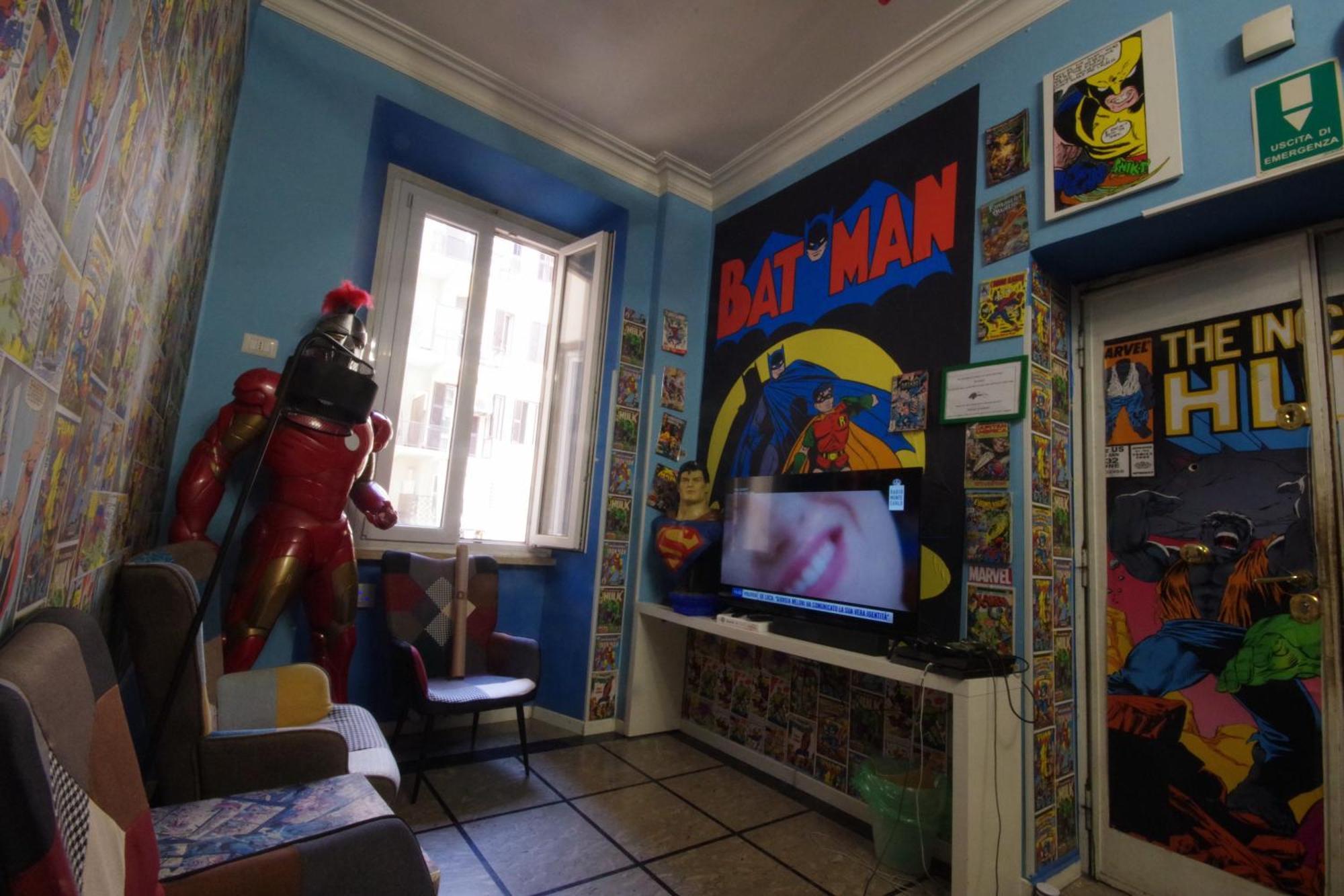 Comics Guesthouse Hostel — Photos 3